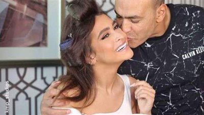 بحضور علاء وجمال مبارك.. الحضري يحتفل بزفاف ابنته شدوى| فيديو