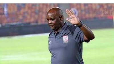 اليوم.. موسيمانى يطير إلى جنوب إفريقيا لقضاء إجازة قصيرة