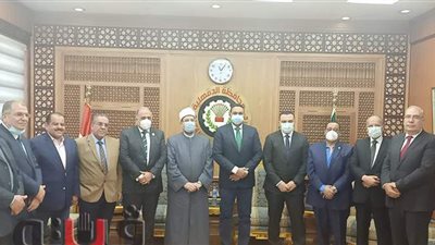 محافظ الدقهلية يستقبل وزير الأوقاف وشيخ مشايخ الطرق الصوفية | صور