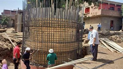 محافظ أسيوط يتابع معدلات تنفيذ مشروعات حياة كريمة | صور