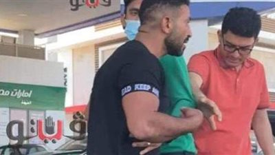 أخبار الفن: أحمد سعد يعتدي على شاب داخل محطة بنزين.. صور من داخل قبر سمير غانم.. التريلر الرسمي لفيلم تامر حسني الجديد