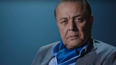 في ذكرى ميلاد الساحر.. سر خلاف محمود عبدالعزيز وعادل إمام الذي حسمه الرئيس مبارك