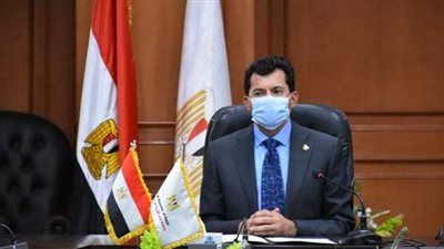 وزير الرياضة يهنئ هشام حطب بإنجاز لاعبي الفروسية في كأس الأمم بسويسرا