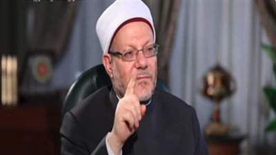 شوقي علام: القيادة السياسية لا تملي علينا الفتاوى