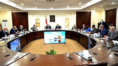 الجزار: تنفيذ 9 مشروعات باستثمارات 2.9 مليار جنيه بالوادي الجديد