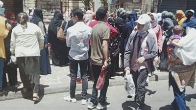 فرحة بين طالبات الإعدادية بالإسكندرية لسهولة امتحان اللغة العربية