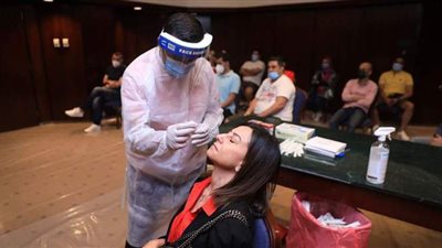 كلاكيت تاني مرة.. مسحات كورونا للمشاركين في كأس العالم للجمباز