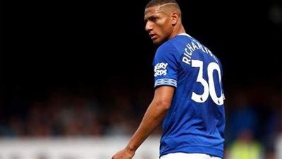 أنشيلوتي يطلب ضم مهاجم إيفرتون لريال مدريد