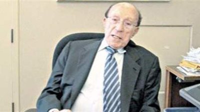 عبد الشكور شعلان.. وفاة علامة الاقتصاد الدولي