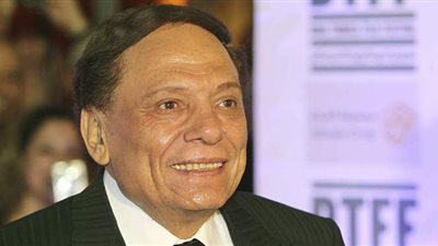 مفاجأة.. عادل إمام يرفض مسلسلا دراميا وينوي الخروج من ماراثون رمضان 2022