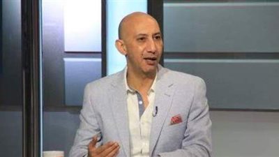 مجازاة أيمن الكاشف بخصم 4 أيام من راتبه بماسبيرو