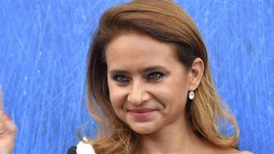 تعرف على شخصية نيللي كريم في فيلم 200 جنيه