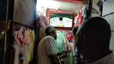 إزالة مخالفة تحويل ممر للمواطنين إلى محل تجاري بالمنصورة