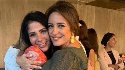 ريهام عبد الغفور عن منى زكي: كل ما بنكبر بعرف قيمتها