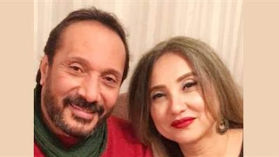 علي الحجار يعلن سلبية مسحة كورونا له وزوجته