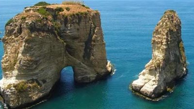 مصرع شاب سوري قفز من أعلى صخرة الروشة بـ لبنان