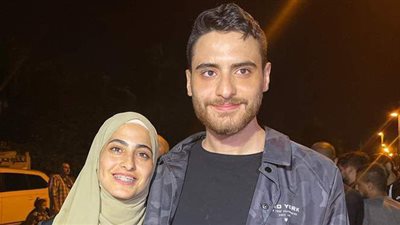 عائلة محمد الكرد تستقبله أمام منزله بحي الشيخ جراح بعد الإفراج عنه| صور