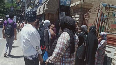 توافد طالبات الشهادة الإعدادية على اللجان بالإسكندرية