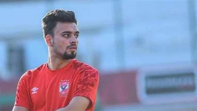 الأهلى يستقر على رفع عقد صلاح محسن