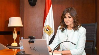 وزيرة الهجرة: الأحد.. بدء جلسات حوار معمق مع المصريين في كينيا