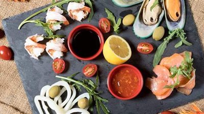 في اليوم العالمي لسلامة الغذاء.. نصائح للحفاظ على الصحة.. التخلص من الفواكه والخضروات التالفة.. والإكثار من السوائل 