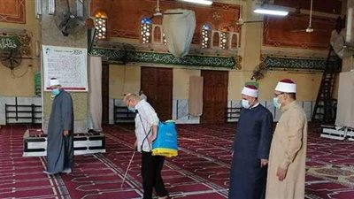 حملة لتعقيم المساجد والمستشفيات بالجيزة
