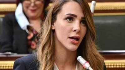 برلمانية تطالب بحل أزمة 36 ألف معلم مفصولين في طلب إحاطة