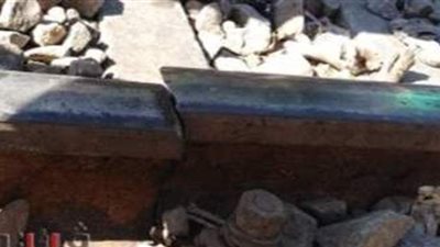 كسر مفاجئ.. مكافأة مالية لسائق قطار طنطا المنصورة ومساعده ليقظتهما