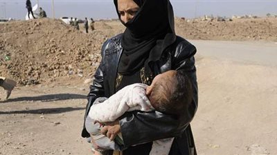 اغتصاب امرأة حتى الموت.. فيديوهات ترصد جرائم ميليشيات الحشد الشعبي بالعراق