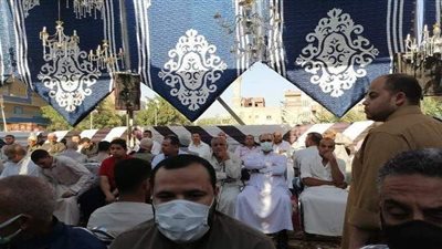 بحضور كبار القراء.. عزاء إمام مسجد السيدة زينب السابق ببنها