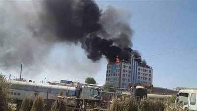 انتداب المعمل الجنائي لمعاينة حريق مصنع فوانيس في السلام