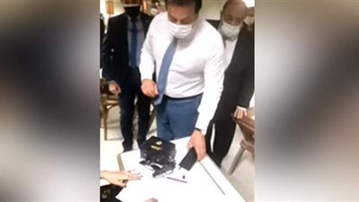 وزير التعليم العالي يشدد على اتخاذ الإجراءات داخل لجان الامتحانات بجامعة حلوان| فيديو