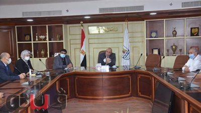 عقب تسريب الامتحانات.. محافظ بني سويف يلتقي مسئولي التعليم بعد تهديدهم باستقالات جماعية