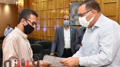 تسليم عقود 152 وحدة سكنية للفئات الأولى بالرعاية في الشرقية