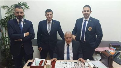 إحباط محاولة تهريب أقراص مخدرة وبذور ماريجوانا بمطار القاهرة