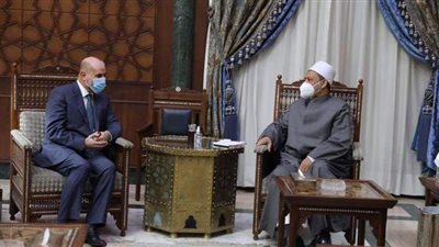شيخ الأزهر خلال استقبال 