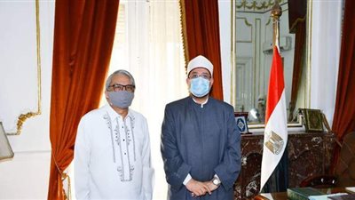 سفير الفلبين يشيد بتجربة الأوقاف في مواجهة التطرف | صور