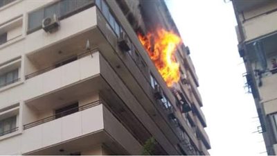 إخماد حريق اندلع داخل المركز التجاري العراقي في عابدين | صور