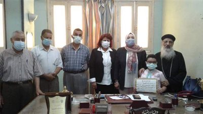 تكريم الفائزين فى المسابقة المسيحية الثقافية بقنا