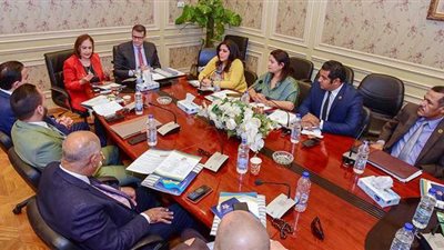 نائلة جبر: نعد قانونا جديدا لإنشاء صندوق رعاية المهاجرين