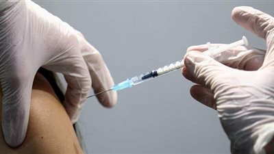 تطعيم العاملين بمطار الأقصر الدولي بلقاح كورونا