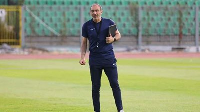 مصدر يكشف مصير علي ماهر بالمصري وموقفه من بيراميدز