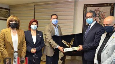 وزير السياحة: مش هسمح لحد يلمس شعرة من سائح في مصر.. والفندق اللي يقصر هقفله