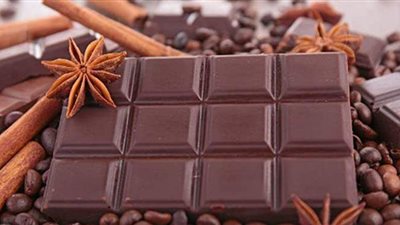 شيكولاتة بالحشرات.. فكرة مبتكرة لفتاة أمريكية بعد غزو حشرة 