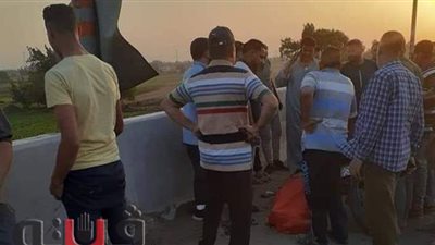 مصرع شخصين من أسرة واحدة في انقلاب موتوسيكل أعلى كوبري طنطا | صور