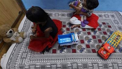 إحصائيات صادمة.. 30 ألف طفل تيتموا بسبب كورونا بينهم عرضة للاتجار بالبشر