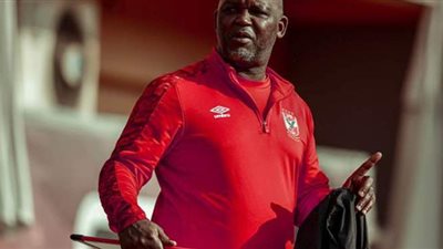 موسيماني حائر في اختيار ثنائي قلب الدفاع أمام الترجي التونسي