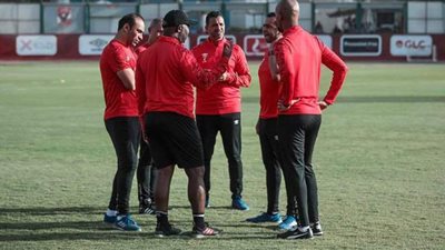 أخبار الأهلي | موسيماني يجتمع مع عبد الحفيظ والجهاز المعاون