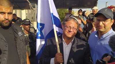 «القدس لنا».. تفاصيل اقتحام الصهيوني بن غفير لـ باب العامود | فيديو