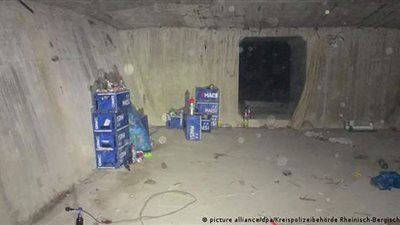 مكان يفوق الخيال.. الشرطة الألمانية تكتشف حفلا سريا بالصدفة